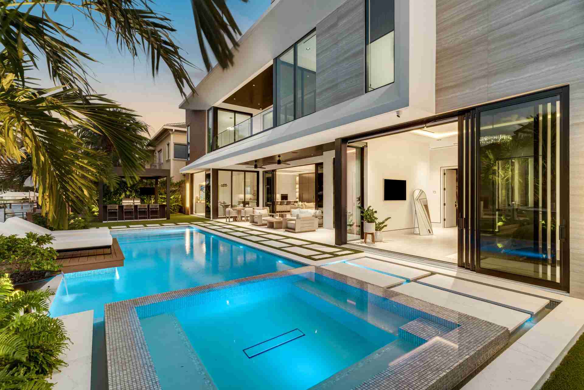 How a Pool Can Define the Character of Your Backyard — image 2