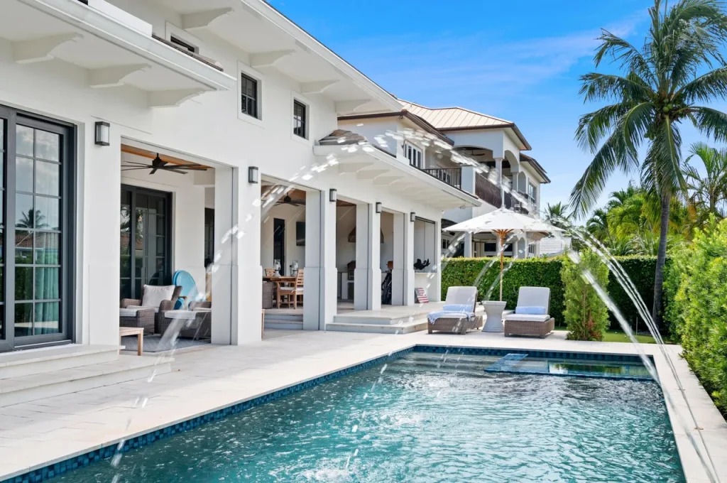 How a Pool Can Define the Character of Your Backyard — image 3