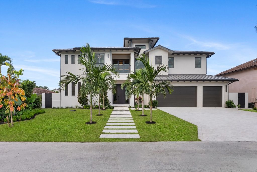 963 Dogwood Dr - Tropic Isle, Delray Beach — 6-bed, 6.5-bath custom waterfront home by Beachfront Builders