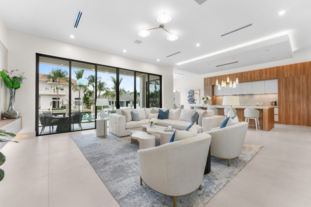 963 Dogwood Dr - Tropic Isle, Delray Beach — 6-bed, 6.5-bath custom waterfront home by Beachfront Builders (photo 11 of 40)