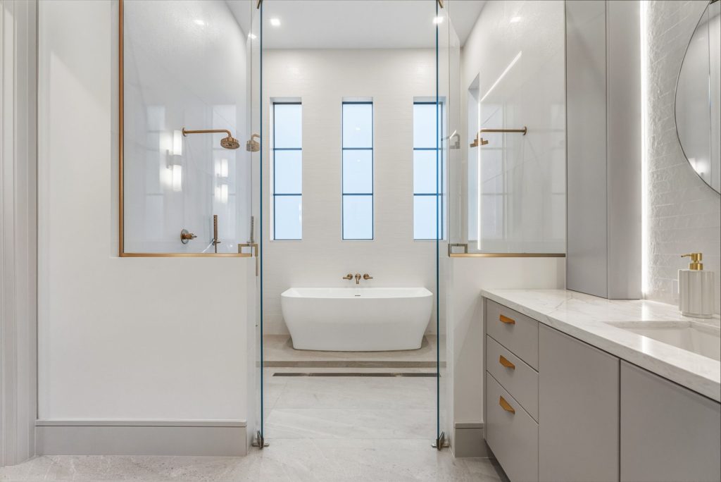963 Dogwood Dr - Tropic Isle, Delray Beach — 6-bed, 6.5-bath custom waterfront home by Beachfront Builders (photo 34 of 40)