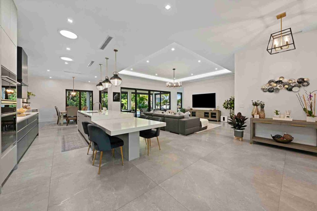 Beautiful Single Story Waterfront Home — 4-bed, 3.5-bath custom waterfront home by Beachfront Builders (photo 10 of 30)