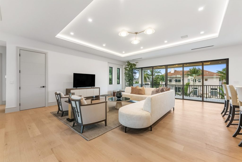 963 Dogwood Dr - Tropic Isle, Delray Beach — 6-bed, 6.5-bath custom waterfront home by Beachfront Builders (photo 25 of 40)