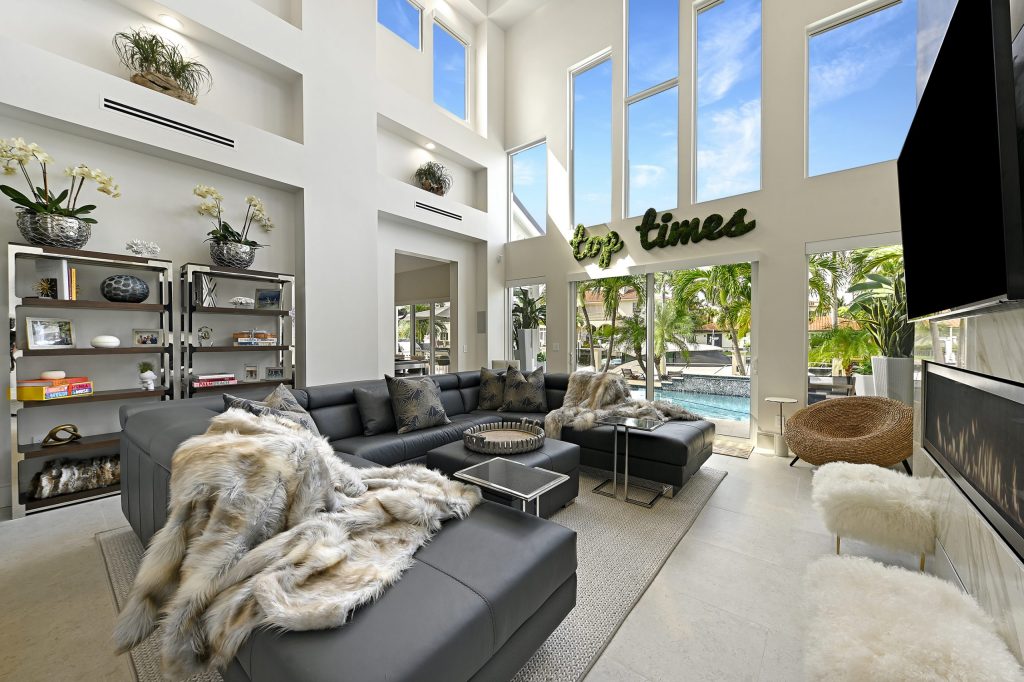 945 Iris Dr, Tropic Isle, Delray Beach — 5-bed, 4.5-bath custom waterfront home by Beachfront Builders (photo 7 of 23)