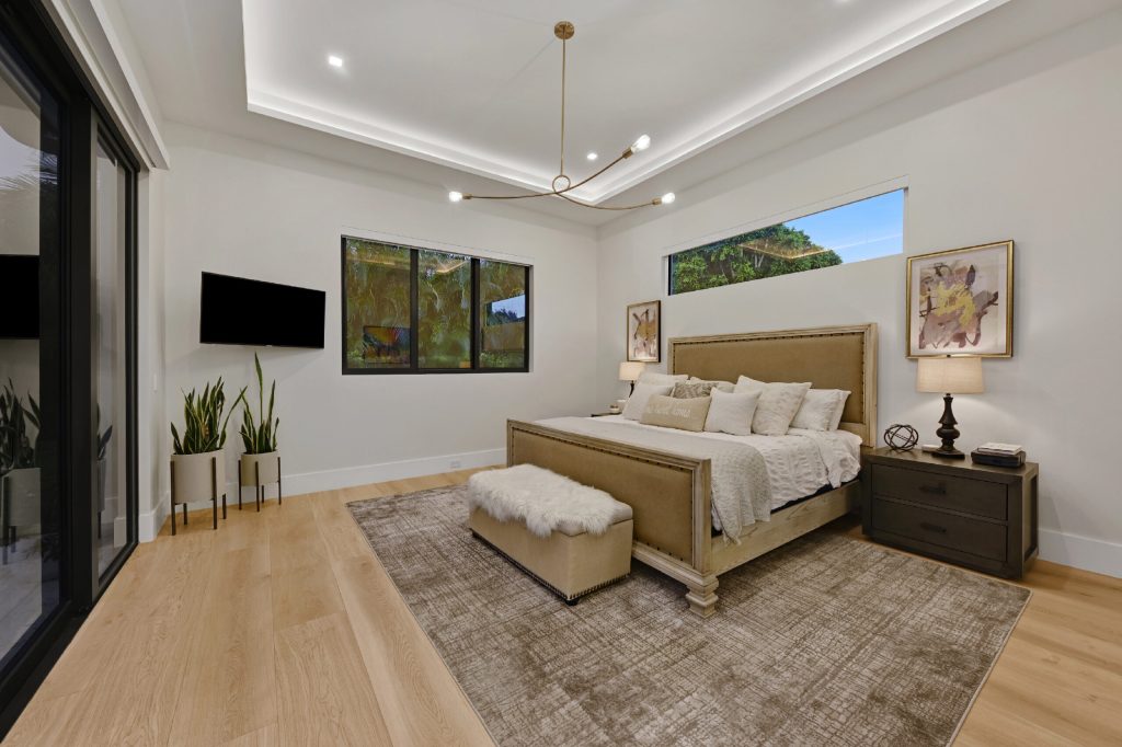 Whispering Pines, Boca Raton — 5-bed, 5.5-bath custom home by Beachfront Builders (photo 12 of 40)