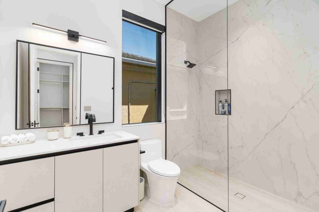 955 Bolender, Tropic Isle, Delray Beach — 6-bed, 5.5-bath luxury waterfront renovation by Beachfront Builders (photo 5 of 79)
