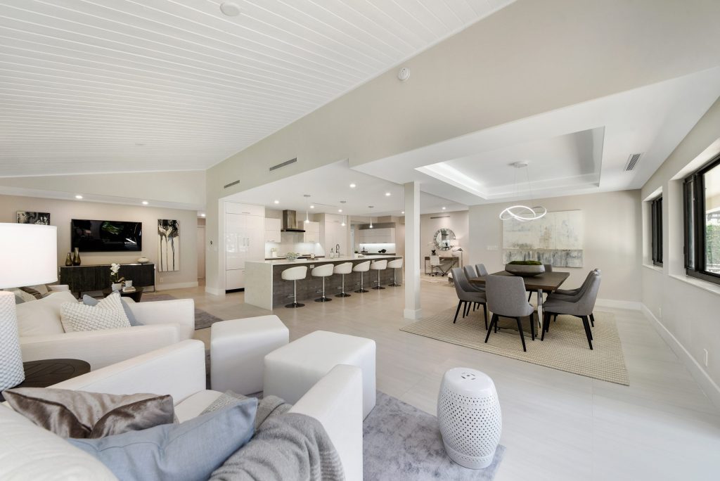 Del Haven, Delray Beach — 4-bed, 4.5-bath custom waterfront home by Beachfront Builders (photo 11 of 27)