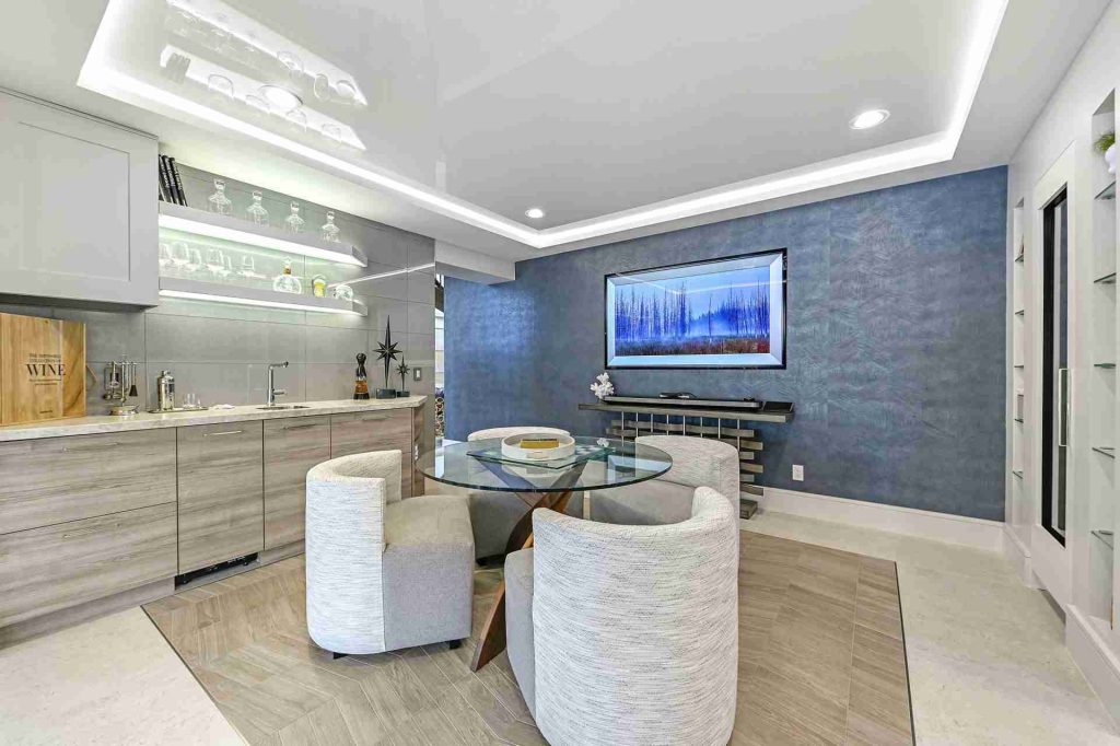 945 Iris Dr, Tropic Isle, Delray Beach — 5-bed, 4.5-bath custom waterfront home by Beachfront Builders (photo 11 of 23)