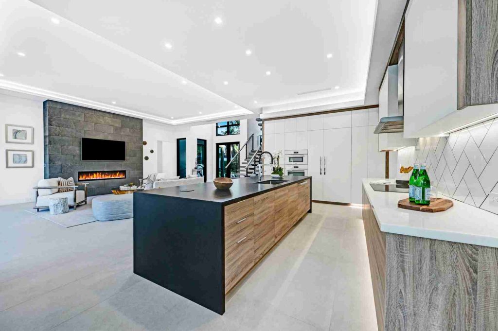 Coconut Palm Tropic Isle, Delray Beach — 6-bed, 6.5-bath custom waterfront home by Beachfront Builders (photo 41 of 59)
