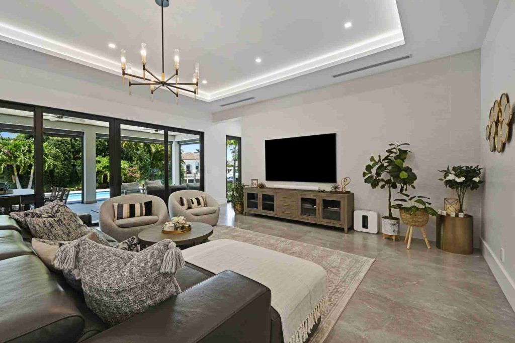 Beautiful Single Story Waterfront Home — 4-bed, 3.5-bath custom waterfront home by Beachfront Builders (photo 29 of 30)