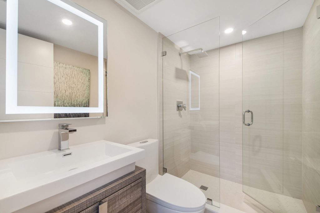 Del Haven, Delray Beach — 4-bed, 4.5-bath custom waterfront home by Beachfront Builders (photo 21 of 27)
