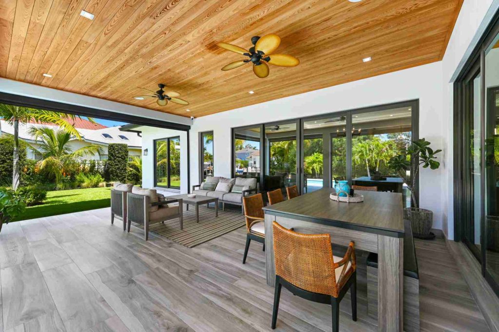 Beautiful Single Story Waterfront Home — 4-bed, 3.5-bath custom waterfront home by Beachfront Builders (photo 25 of 30)