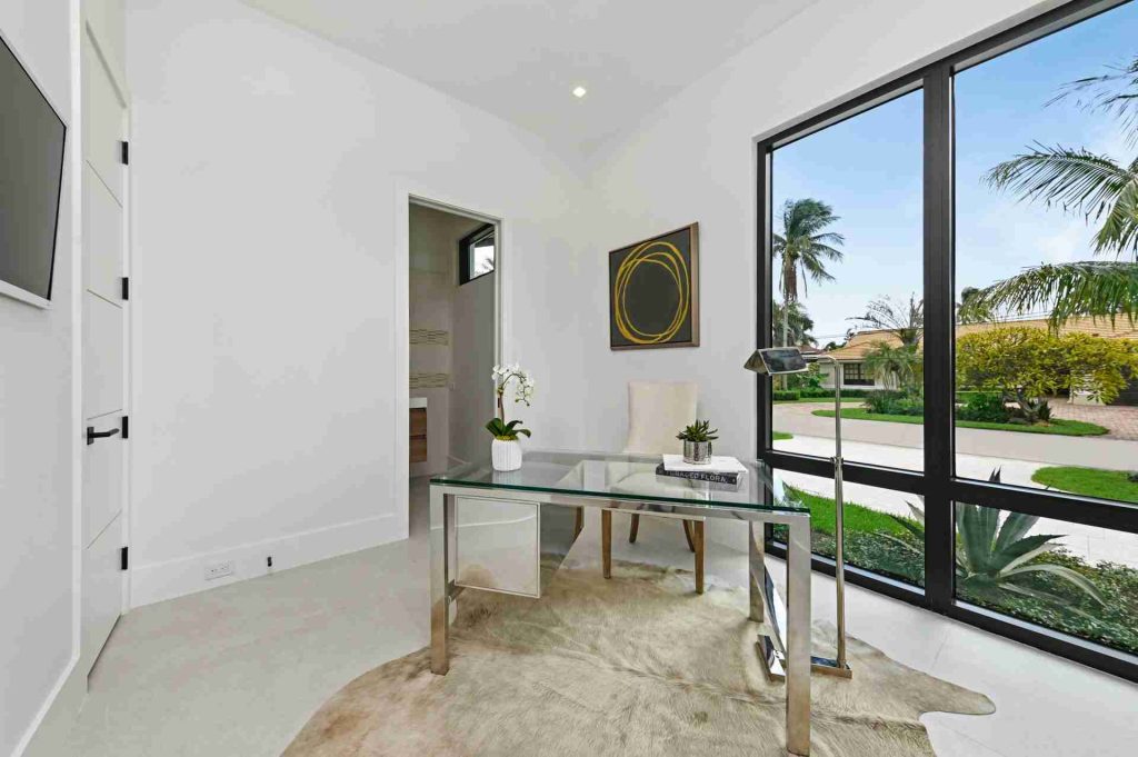 Coconut Palm Tropic Isle, Delray Beach — 6-bed, 6.5-bath custom waterfront home by Beachfront Builders (photo 32 of 59)