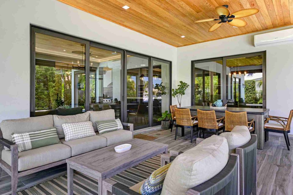 Beautiful Single Story Waterfront Home — 4-bed, 3.5-bath custom waterfront home by Beachfront Builders (photo 26 of 30)