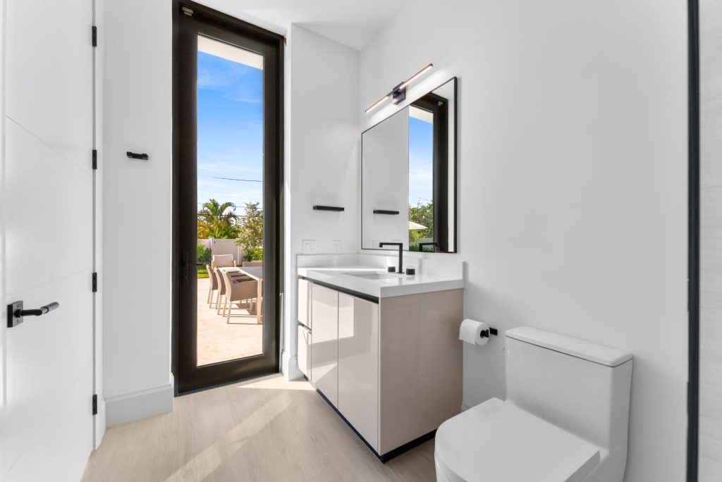 220 S Swinton Ave, Delray Beach — 4-bed, 4-bath custom home by Beachfront Builders (photo 6 of 64)