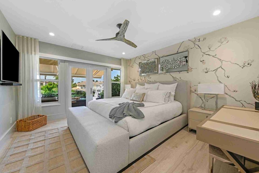 945 Iris Dr, Tropic Isle, Delray Beach — 5-bed, 4.5-bath custom waterfront home by Beachfront Builders (photo 18 of 23)