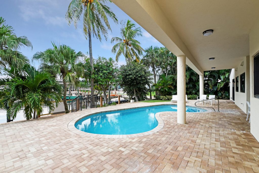Del Haven, Delray Beach — 4-bed, 4.5-bath custom waterfront home by Beachfront Builders (photo 1 of 27)