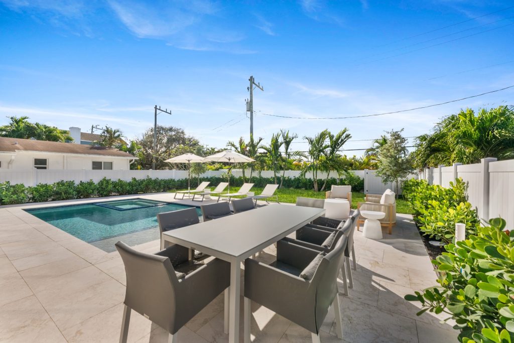 220 S Swinton Ave, Delray Beach — 4-bed, 4-bath custom home by Beachfront Builders (photo 38 of 64)