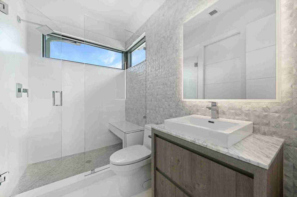 Coconut Palm Tropic Isle, Delray Beach — 6-bed, 6.5-bath custom waterfront home by Beachfront Builders (photo 25 of 59)