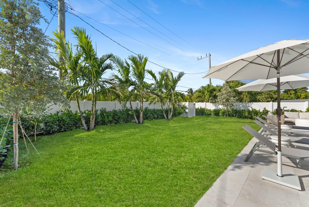 220 S Swinton Ave, Delray Beach — 4-bed, 4-bath custom home by Beachfront Builders (photo 45 of 64)
