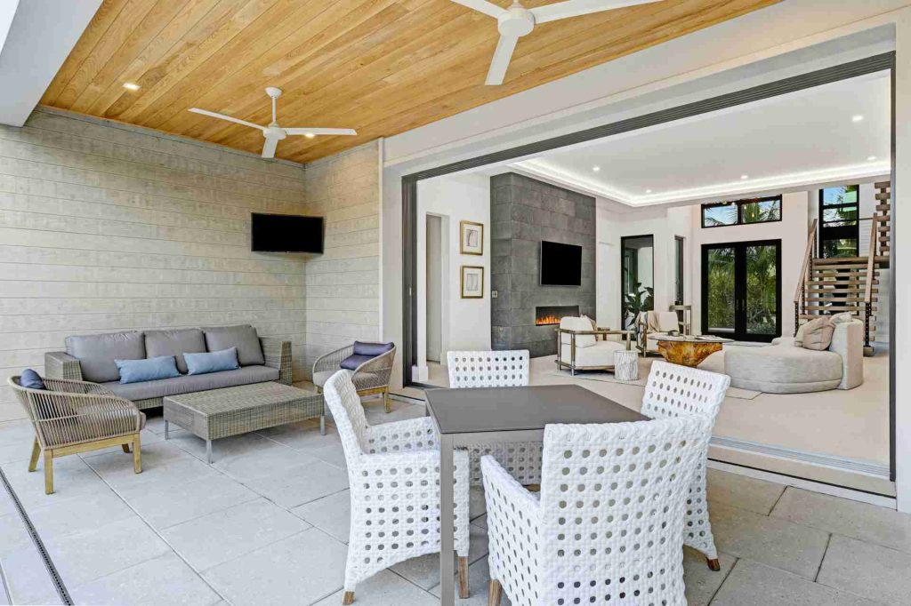 Coconut Palm Tropic Isle, Delray Beach — 6-bed, 6.5-bath custom waterfront home by Beachfront Builders (photo 20 of 59)