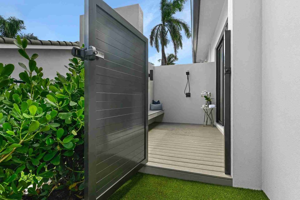 Coconut Palm Tropic Isle, Delray Beach — 6-bed, 6.5-bath custom waterfront home by Beachfront Builders (photo 5 of 59)