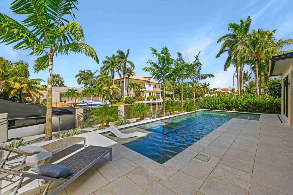 Coconut Palm Tropic Isle, Delray Beach — 6-bed, 6.5-bath custom waterfront home by Beachfront Builders (photo 8 of 59)