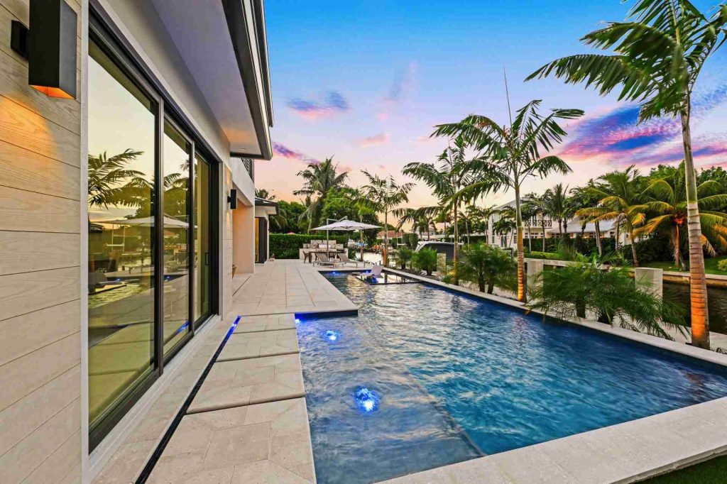 Coconut Palm Tropic Isle, Delray Beach — 6-bed, 6.5-bath custom waterfront home by Beachfront Builders (photo 10 of 59)