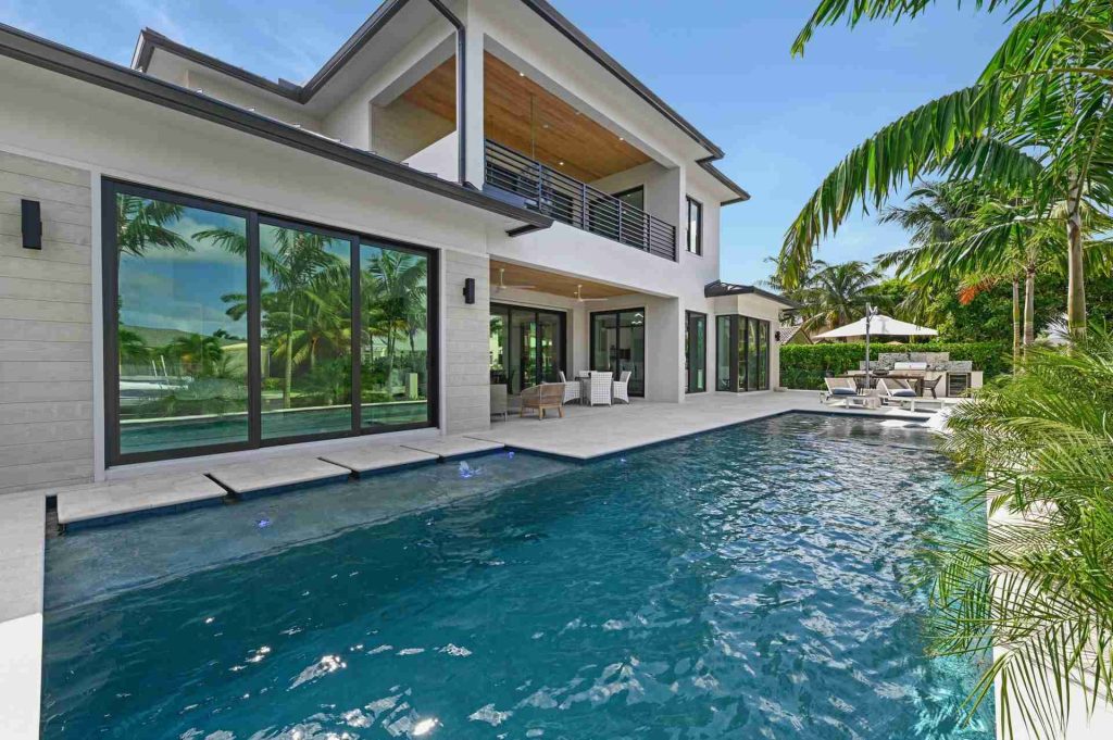 Coconut Palm Tropic Isle, Delray Beach — 6-bed, 6.5-bath custom waterfront home by Beachfront Builders (photo 11 of 59)