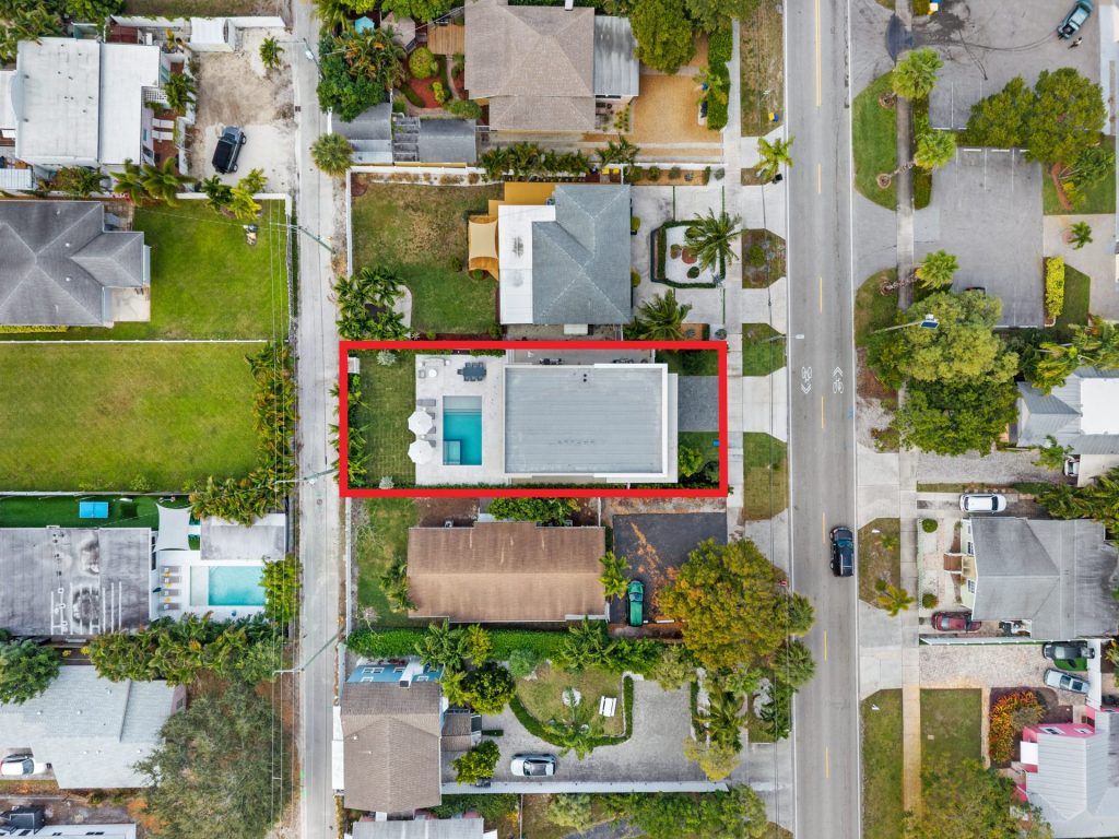 220 S Swinton Ave, Delray Beach — 4-bed, 4-bath custom home by Beachfront Builders (photo 41 of 64)