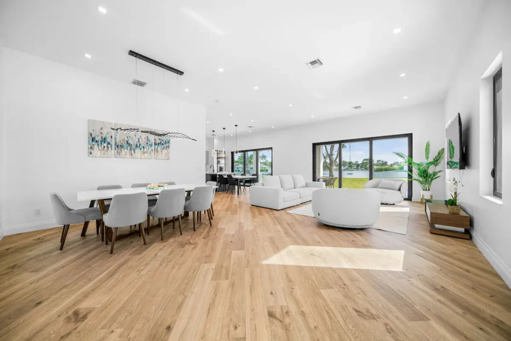 Waterfront Lake Ida Addition / Renovation, Delray Beach — 5-bed, 3-bath luxury waterfront renovation by Beachfront Builders (photo 33 of 40)