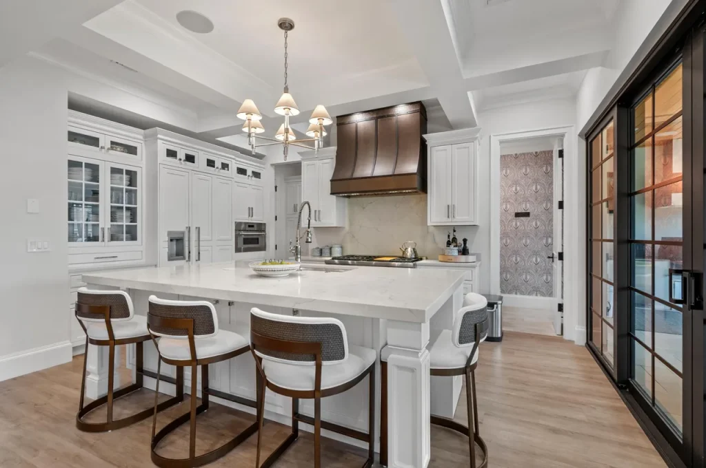 Allamanda Dr Tropic Isle, Delray Beach — 5-bed, 3.5-bath custom home by Beachfront Builders (photo 4 of 41)