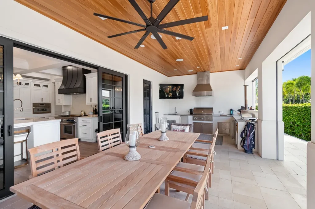 Allamanda Dr Tropic Isle, Delray Beach — 5-bed, 3.5-bath custom home by Beachfront Builders (photo 27 of 41)