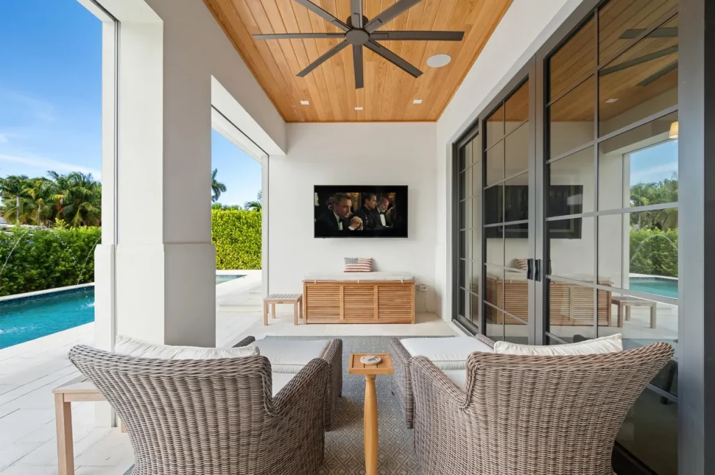 Allamanda Dr Tropic Isle, Delray Beach — 5-bed, 3.5-bath custom home by Beachfront Builders (photo 29 of 41)