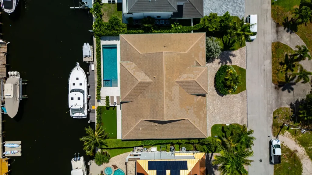 Allamanda Dr Tropic Isle, Delray Beach — 5-bed, 3.5-bath custom home by Beachfront Builders (photo 19 of 41)