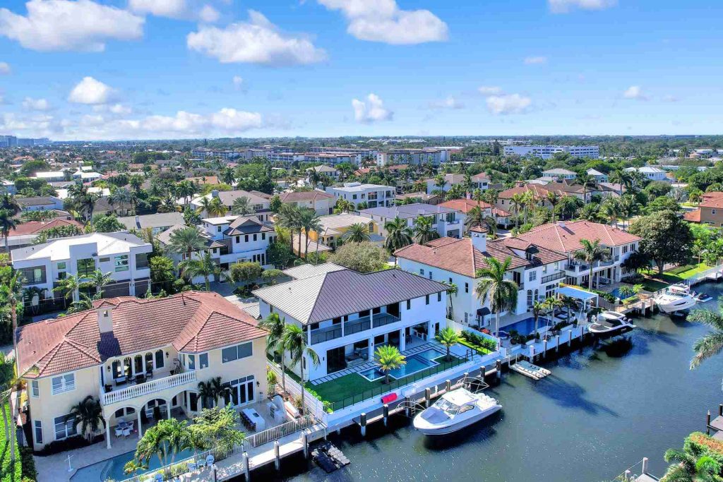 949 Banyan, Tropic Isle, Delray Beach — 4-bed, 6-bath custom waterfront home by Beachfront Builders (photo 22 of 54)