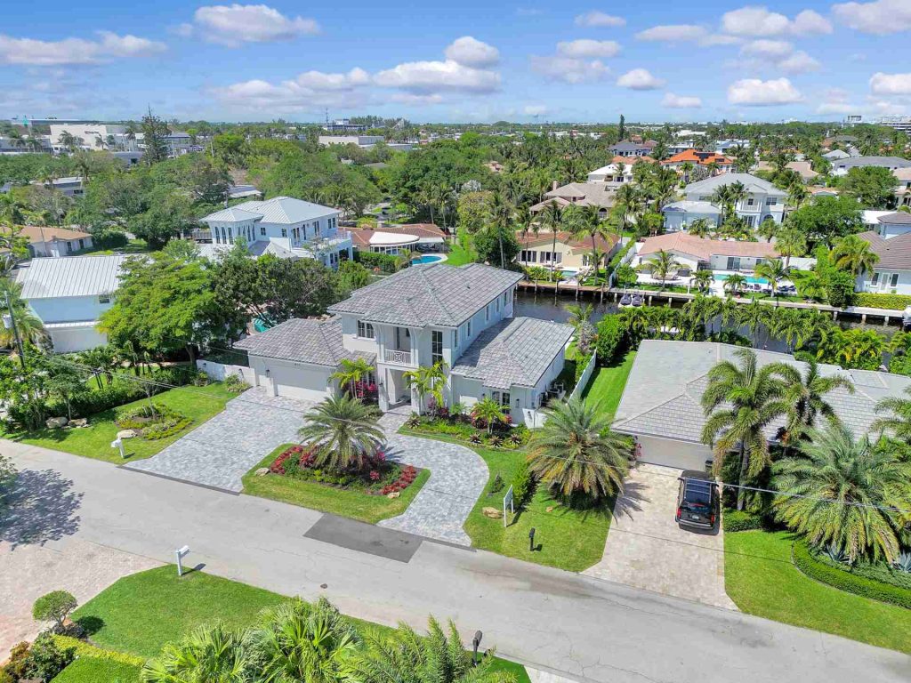 917 Cypress Drive, Tropic Isle, Delray Beach — 5-bed, 4.5-bath luxury renovation by Beachfront Builders (photo 3 of 7)
