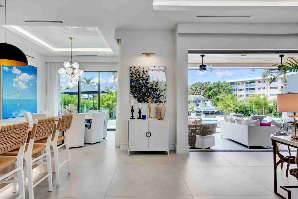 Unveiling the Luxury Waterfront Gem of Boca Raton — 4-bed, 4.5-bath custom waterfront home by Beachfront Builders (photo 30 of 41)