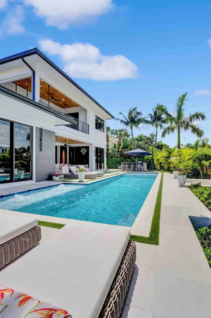Unveiling the Luxury Waterfront Gem of Boca Raton — 4-bed, 4.5-bath custom waterfront home by Beachfront Builders (photo 3 of 41)