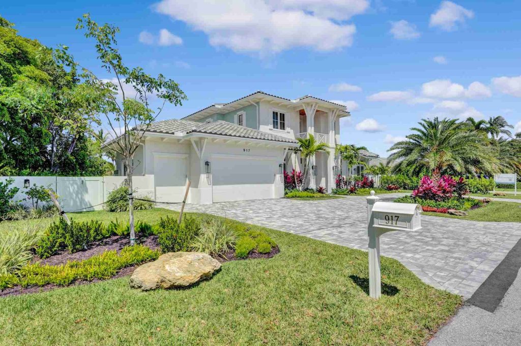 917 Cypress Drive, Tropic Isle, Delray Beach — 5-bed, 4.5-bath luxury renovation by Beachfront Builders (photo 6 of 7)