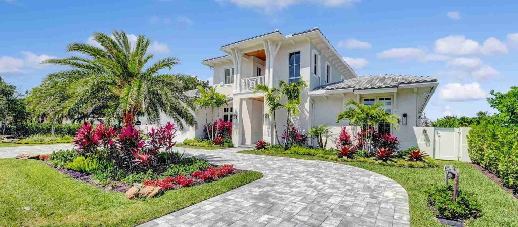 917 Cypress Drive, Tropic Isle, Delray Beach — 5-bed, 4.5-bath luxury renovation by Beachfront Builders (photo 4 of 7)