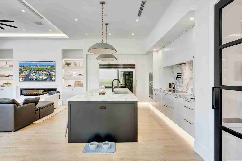 The Luxurious Lifestyle Beckons: New-Construction Paradise in Boca Marina Yacht Club, Boca Raton — 4-bed, 4.5-bath custom waterfront home by Beachfront Builders (photo 52 of 54)