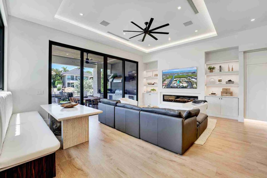 The Luxurious Lifestyle Beckons: New-Construction Paradise in Boca Marina Yacht Club, Boca Raton — 4-bed, 4.5-bath custom waterfront home by Beachfront Builders (photo 51 of 54)