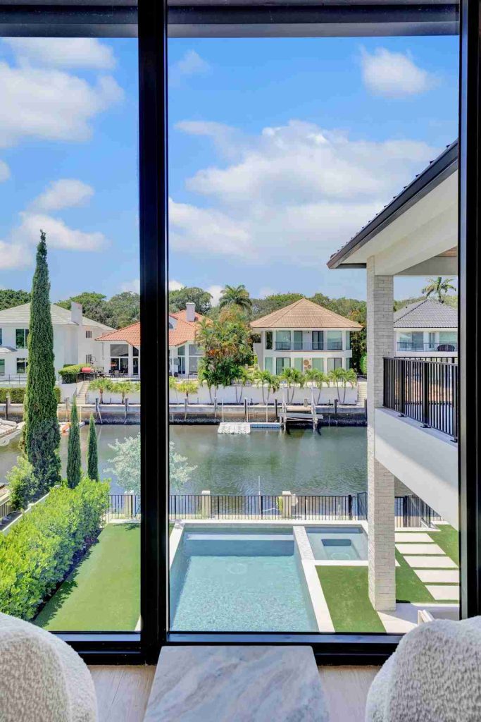 The Luxurious Lifestyle Beckons: New-Construction Paradise in Boca Marina Yacht Club, Boca Raton — 4-bed, 4.5-bath custom waterfront home by Beachfront Builders (photo 32 of 54)