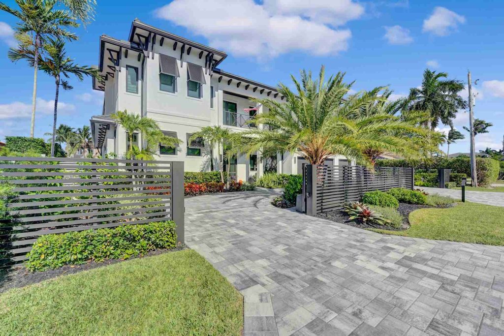 Bolender Dr. Tropic Isles, Delray Beach — 5-bed, 6.5-bath custom home by Beachfront Builders (photo 8 of 27)