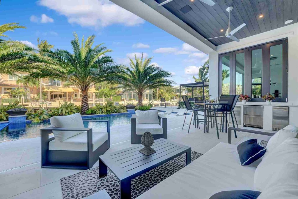 Bolender Dr. Tropic Isles, Delray Beach — 5-bed, 6.5-bath custom home by Beachfront Builders (photo 17 of 27)