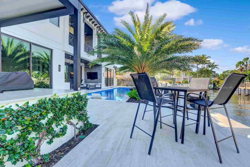 Bolender Dr. Tropic Isles, Delray Beach — 5-bed, 6.5-bath custom home by Beachfront Builders (photo 19 of 27)