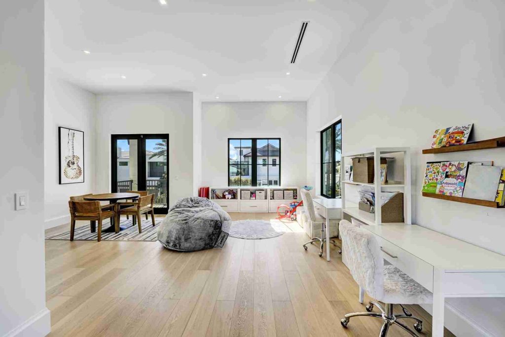 949 Banyan, Tropic Isle, Delray Beach — 4-bed, 6-bath custom waterfront home by Beachfront Builders (photo 48 of 54)