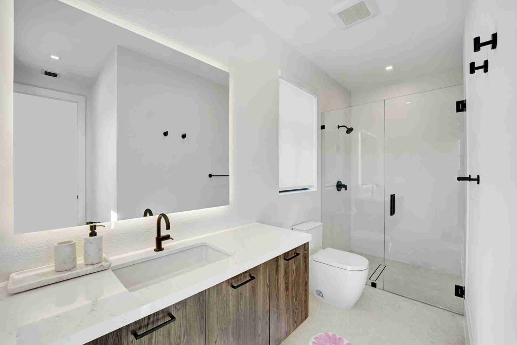 949 Banyan, Tropic Isle, Delray Beach — 4-bed, 6-bath custom waterfront home by Beachfront Builders (photo 53 of 54)