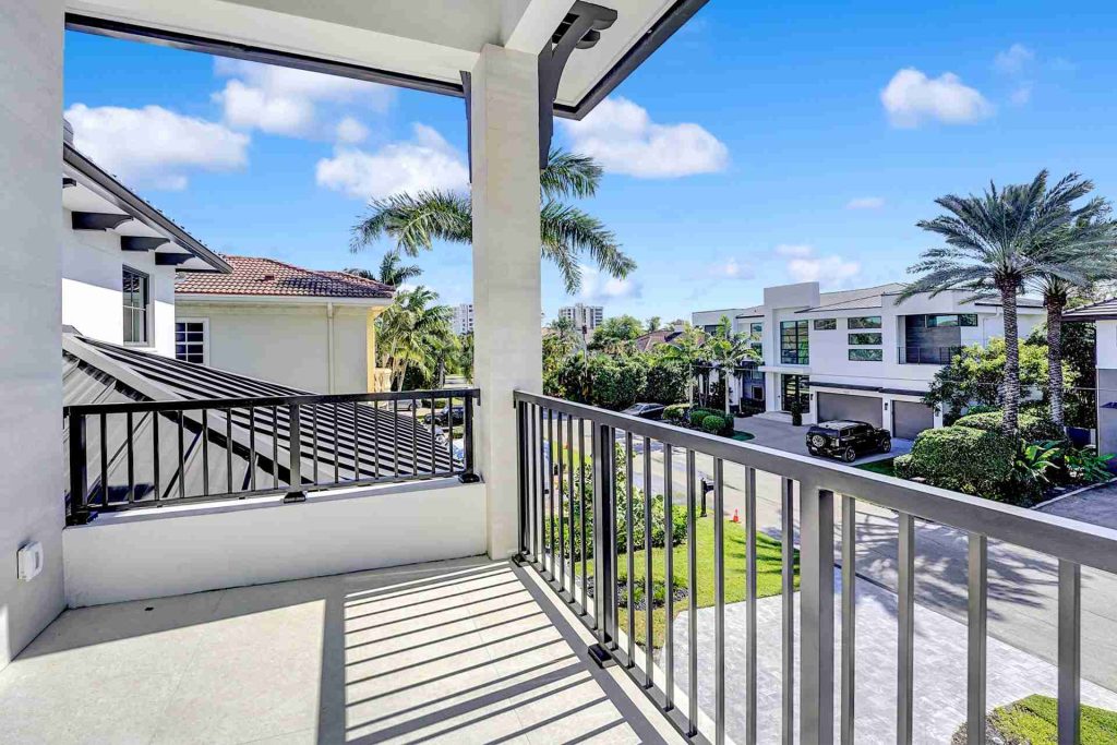 949 Banyan, Tropic Isle, Delray Beach — 4-bed, 6-bath custom waterfront home by Beachfront Builders (photo 2 of 54)